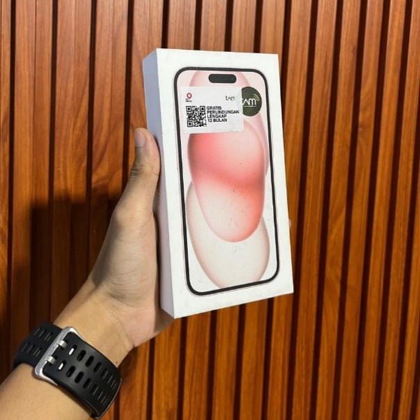 iPhone 15